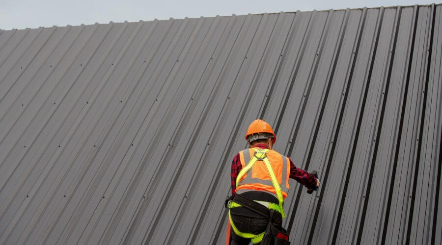 Expert Emergency Roof Repairs services in Olmstead, KY